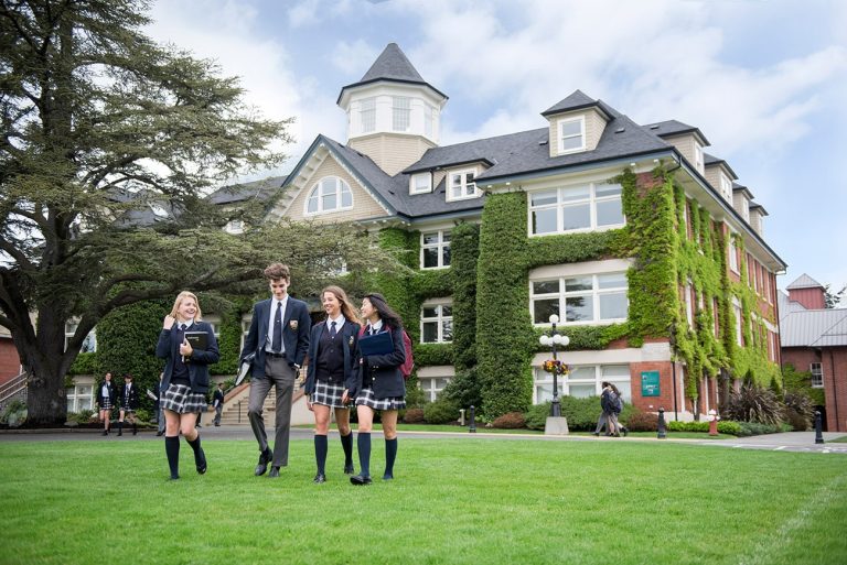 Best Boarding Schools in Quebec, CA