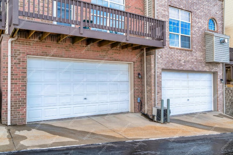 Essential Tips to Choose the Right Garage Door for Your Home