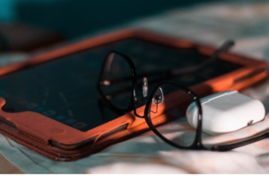 iPad Smart Cover Protects Your Device and Enhances Functionality