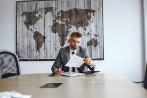 How a Border Lawyer Can Help Resolve Cross-Border Travel Issues